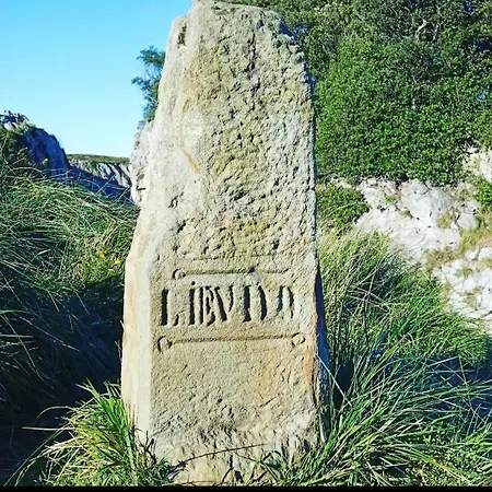 Preciosa En El Magico Valle De A 10 Min De La Playa Διαμέρισμα Liendo